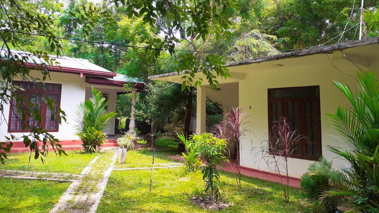 Woodsy Villa Sigiriya Exterior photo